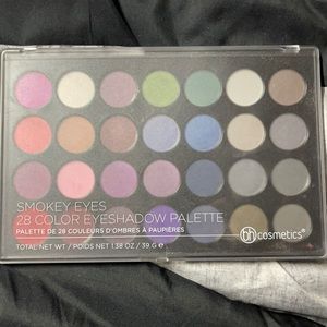 Eyeshadow pallet